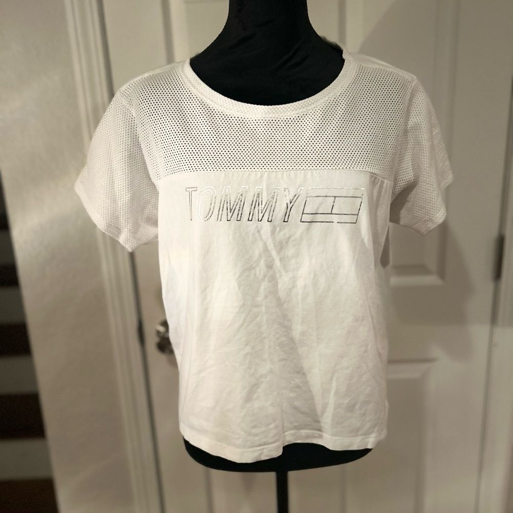 Tommy Hilfiger Women’s White Mesh Accent Logo T-Shirt, Size Medium